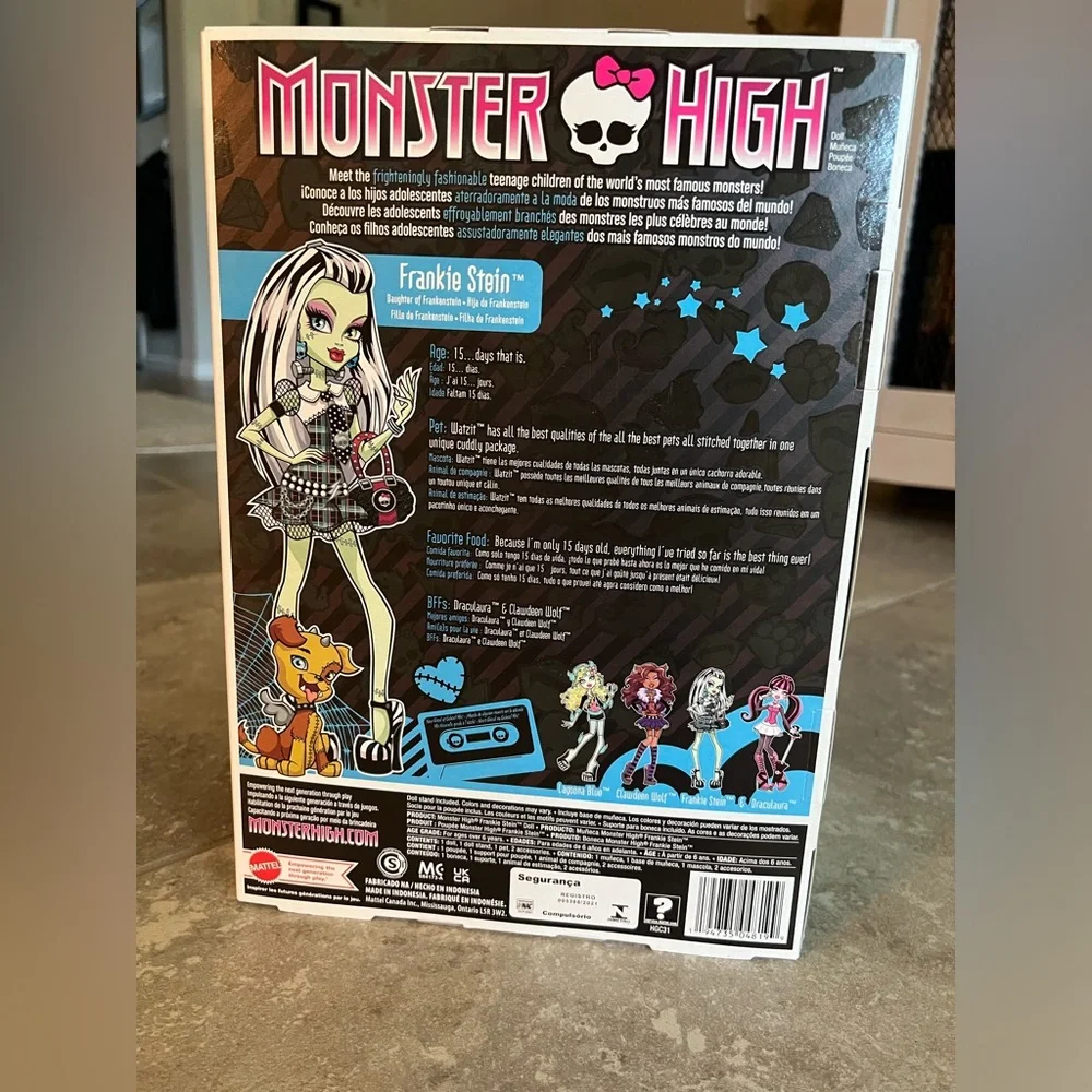 MONSTER HIGH FRANKIE STEIN 2022  NWT - Picture 5 of 5